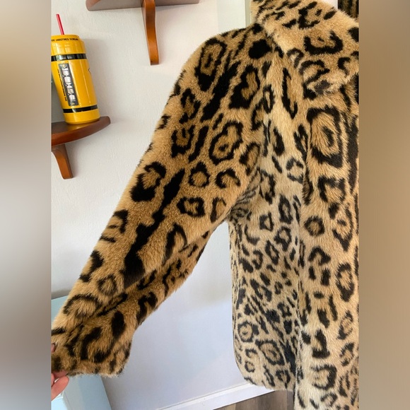 🐆 SAKS FIFTH AVENUE VINTAGE FAUX LEOPARD CHEETAH SWING FUR COAT - Picture 6 of 15